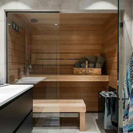 度假居 Modern Floor By Kvitfjell Favang